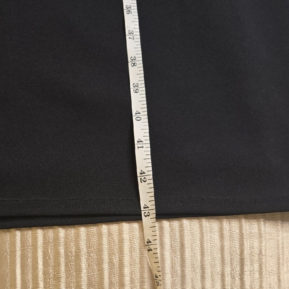 Tadashi Shoji Cream and Black Midi Dress - Picture 12 of 13